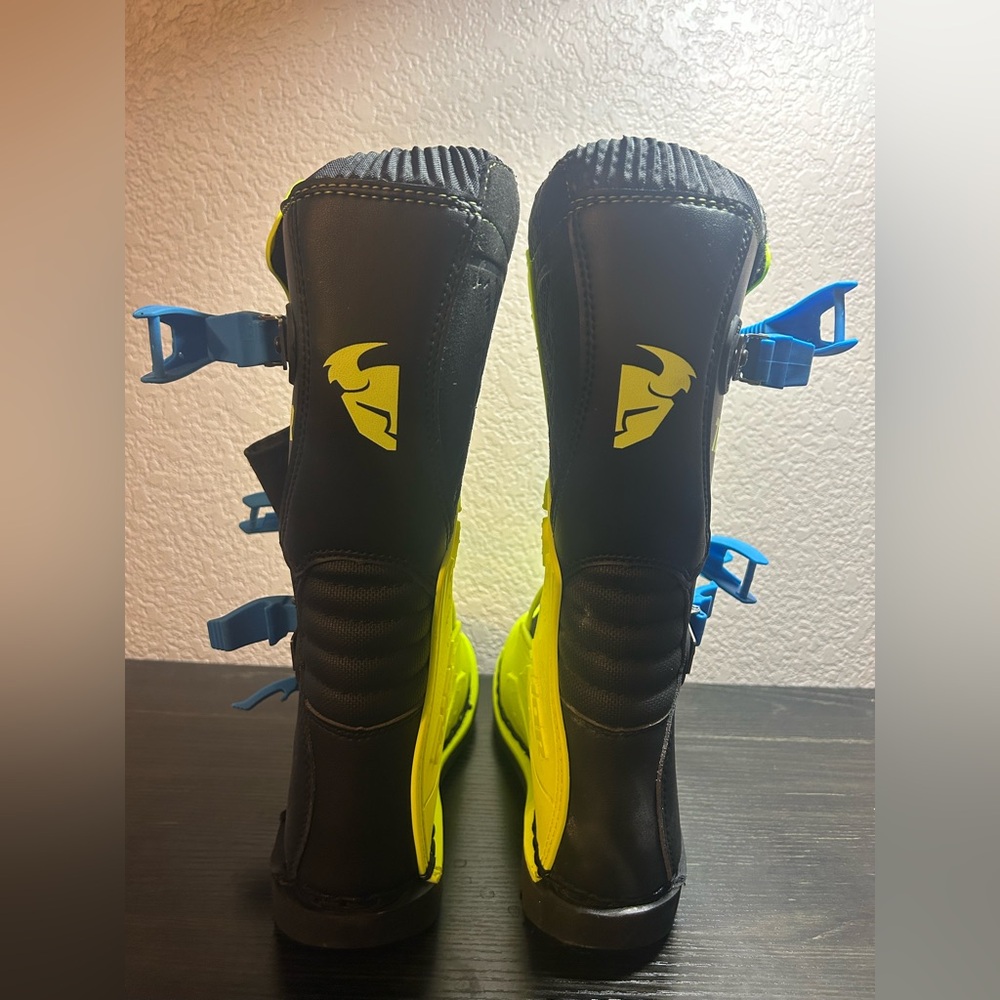 THOR Blitz XP Youth Motocross Boots Size 6 Yellow Blue - Picture 3 of 10